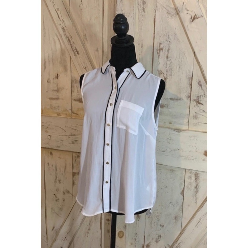 Liz Claiborne White Blouse Button Down Gold Tone Black Trim Front Pocket Size PS
